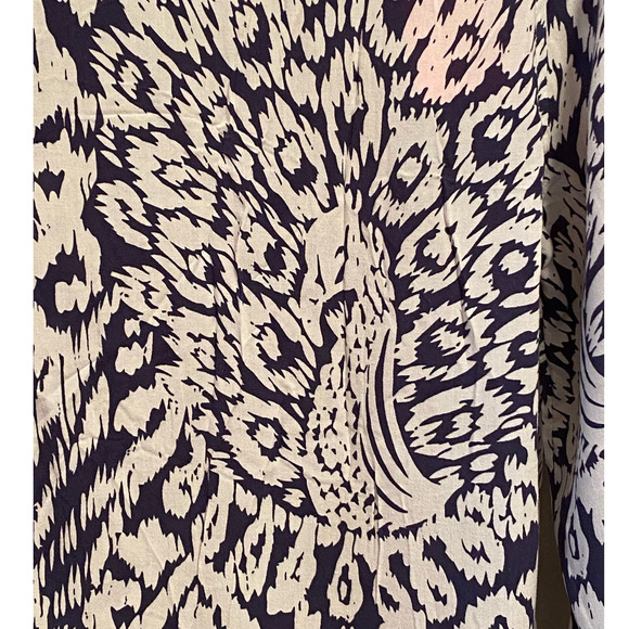 Lilly Pulitzer Sea View Button Down Blouse Shirt Bright Navy‎ Pineapple P… - Picture 7 of 14